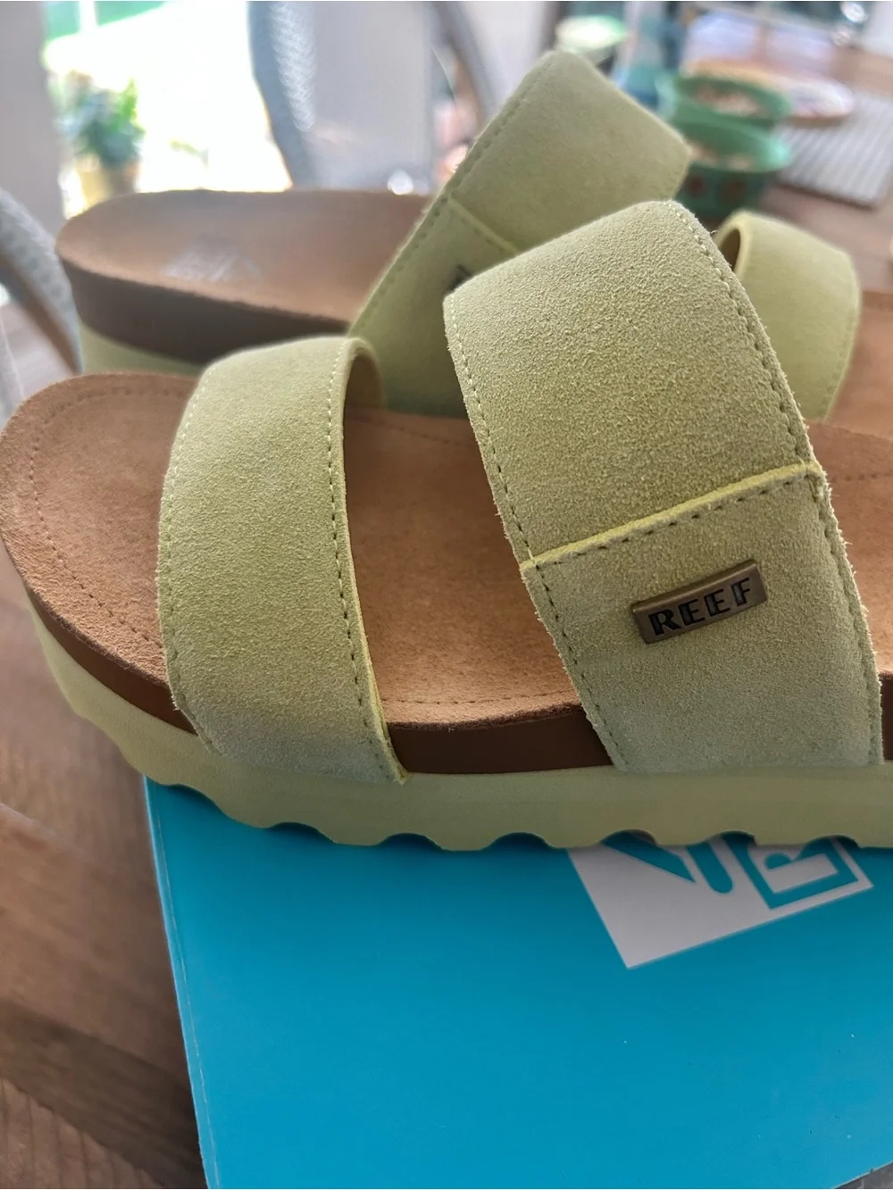 Reef platform slide